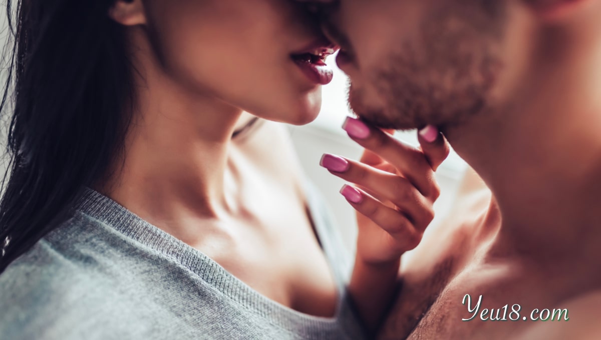 Hướng dẫn cách hôn môi cho người mới yêu