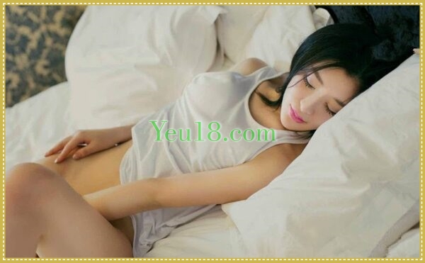 Thủ dâm với vòi xịt nước 